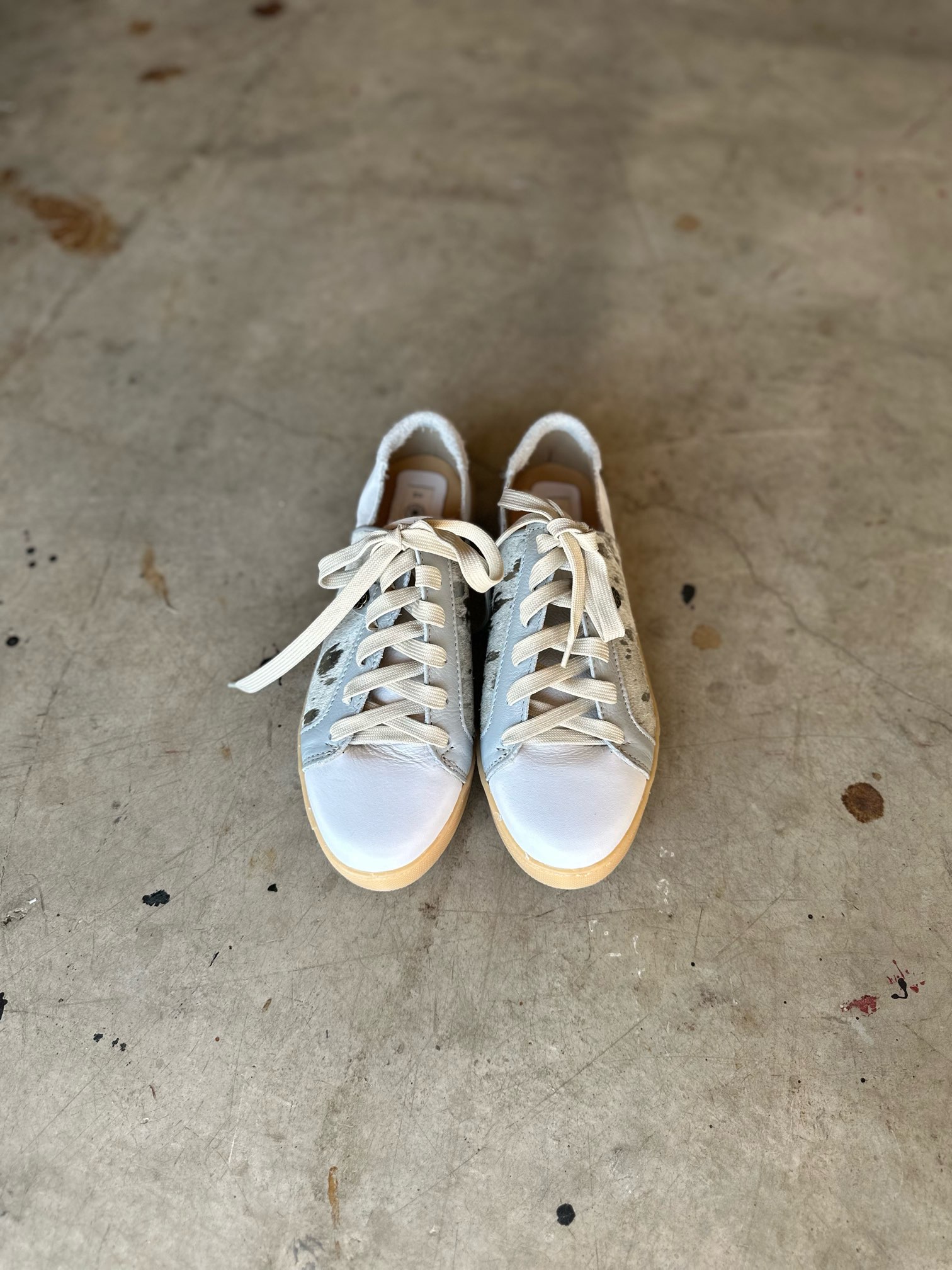 Besties Tekkie